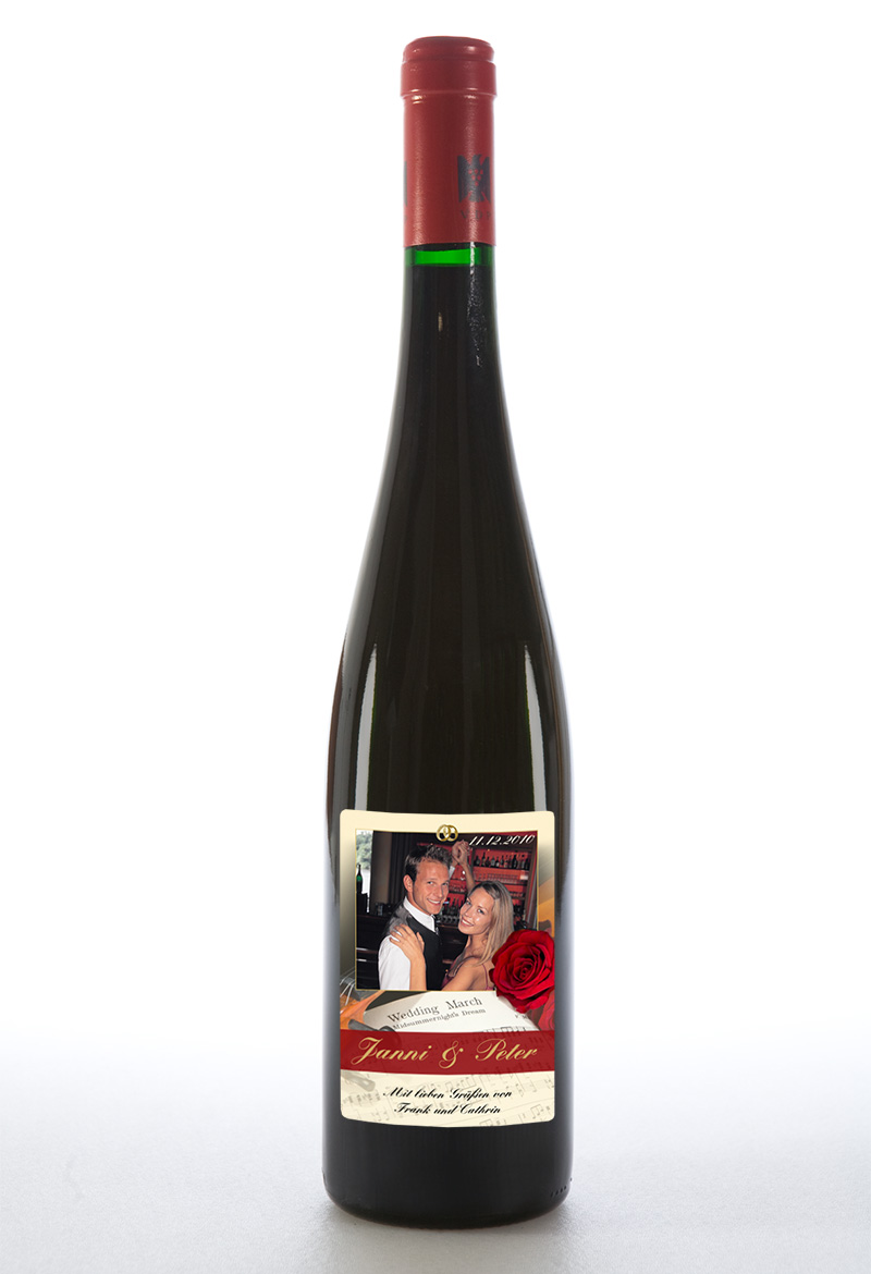 Personalisierte Etiketten auf Weinflaschen